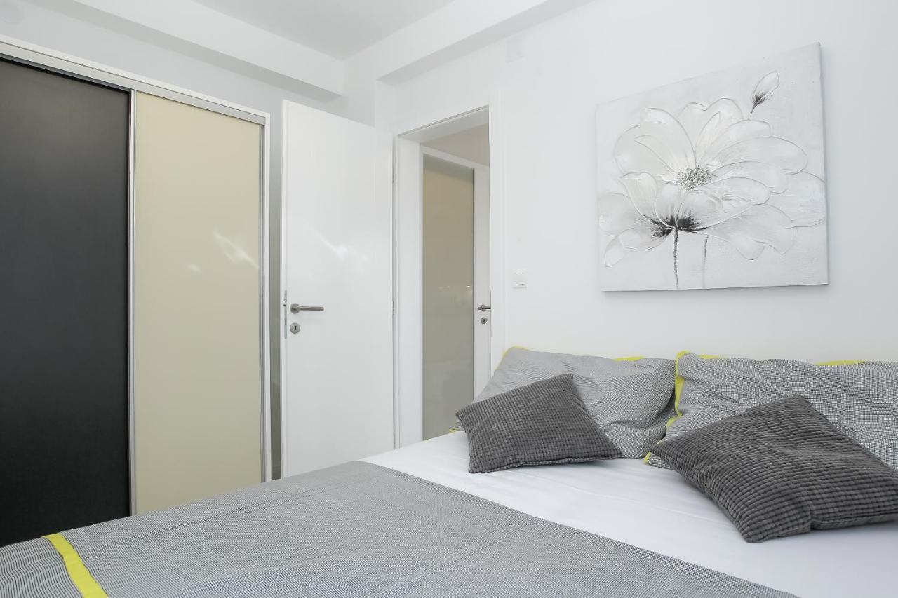 Apartments Tomana Novalja Habitación foto